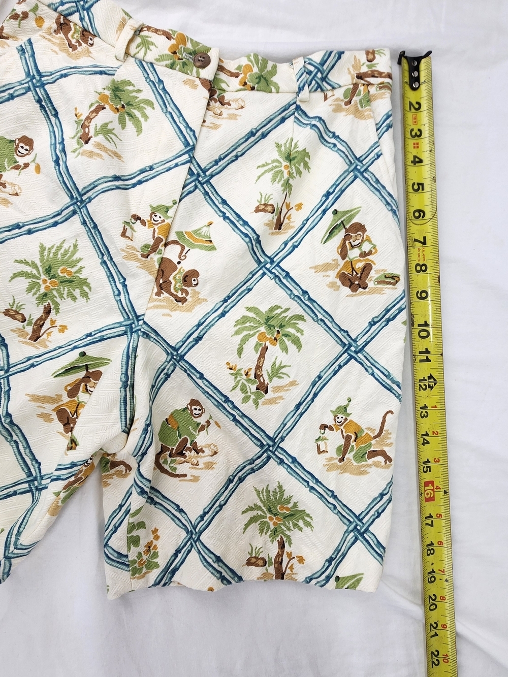 J. McLaughlin Vintage Monkey & Palm Tree Bamboo Trellis High Waist Shorts Sz 8 - Picture 6 of 10
